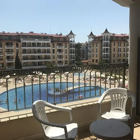 Royal Sun 公寓 阳光海滩